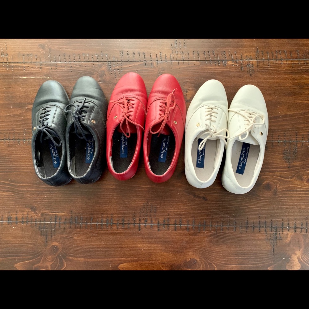 White Easy Spirit Anti-gravity Lace Up Oxf…